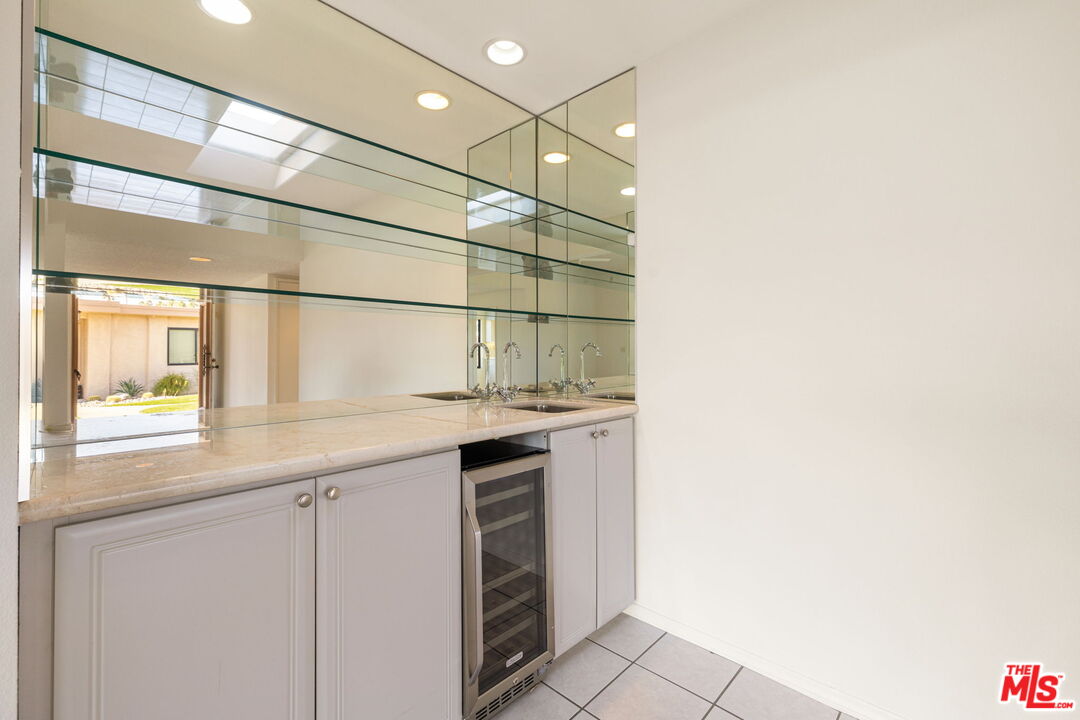 8 La Ronda Drive Rancho Mirage, CA 92270 - Photo 6 of 29