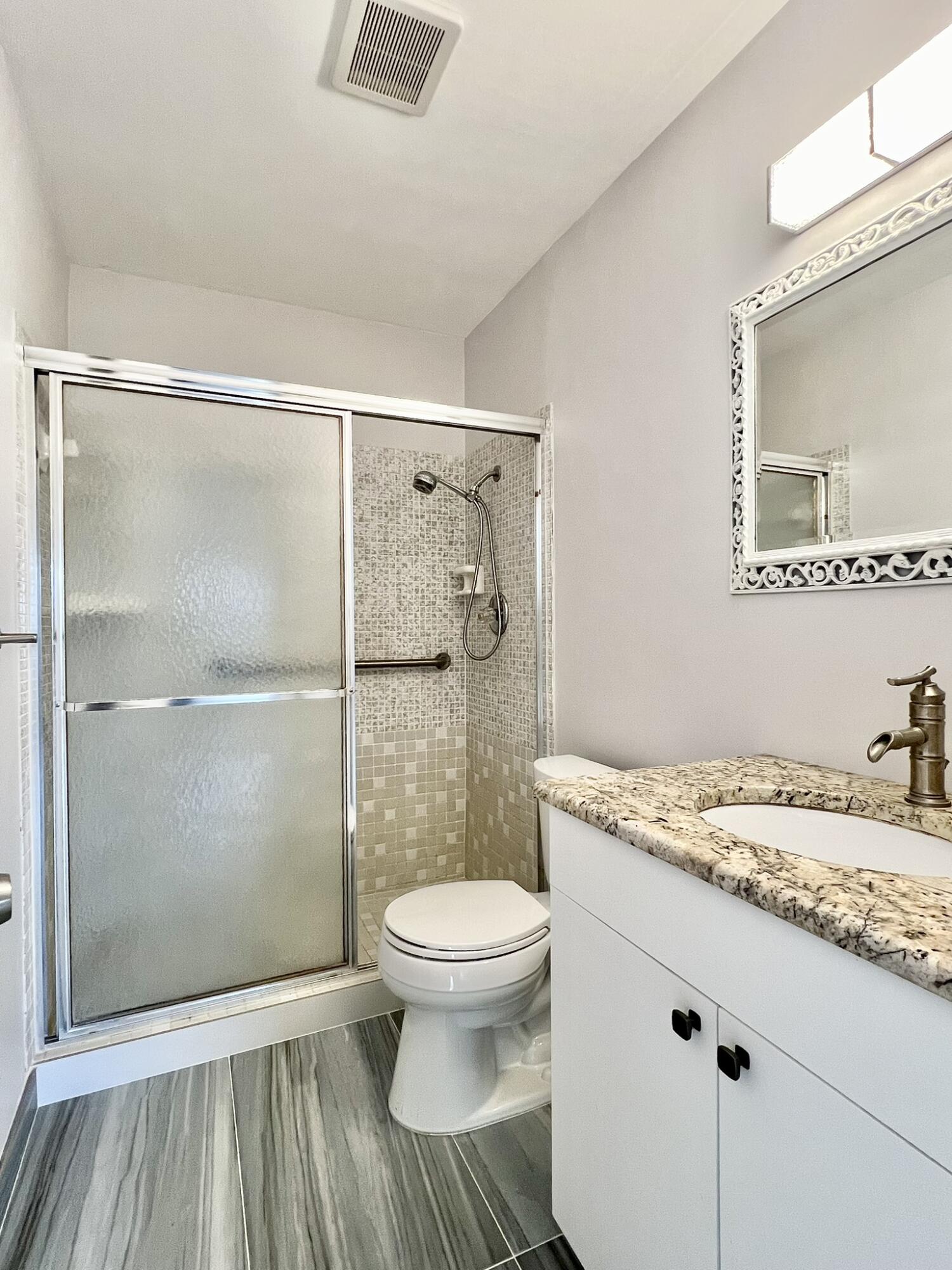 8840 Belle Aire Drive Boca Raton, FL 33433 - Photo 11 of 23 IMG_7876