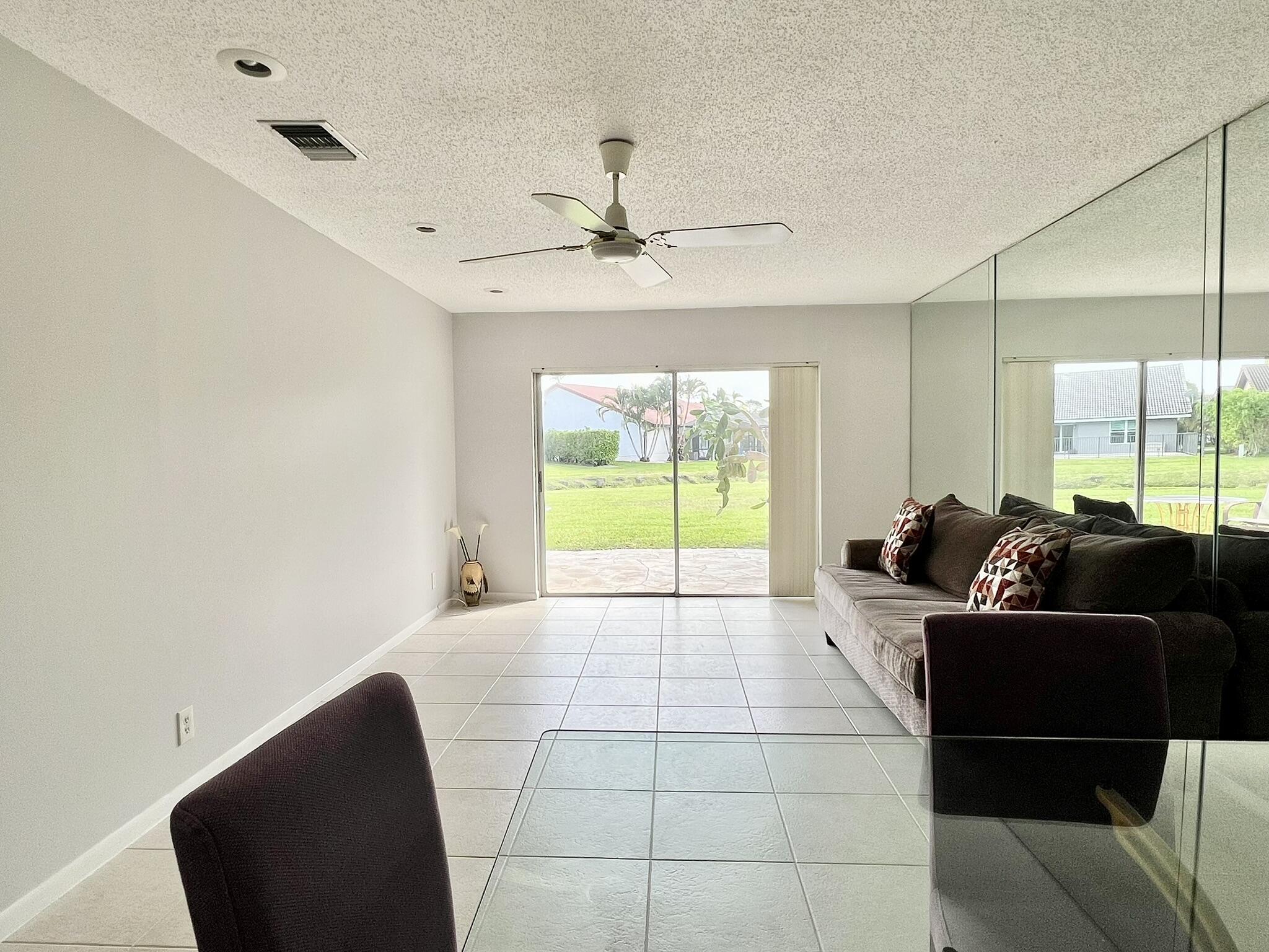 8840 Belle Aire Drive Boca Raton, FL 33433 - Photo 9 of 23 IMG_7874