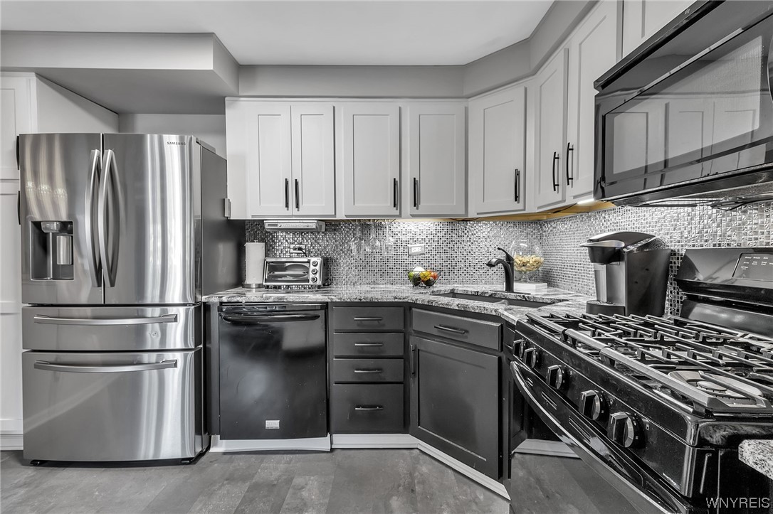 930 Hopkins Road, Unit E Amherst, NY 14221 - Photo 16 of 36