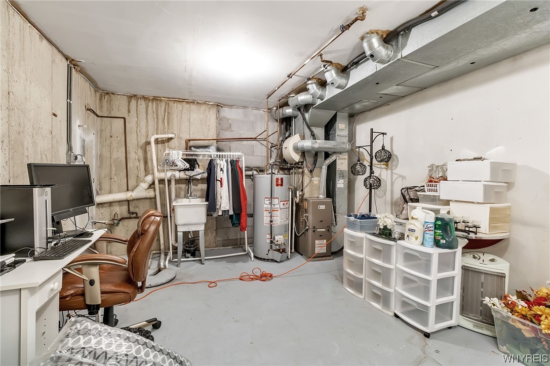 930 Hopkins Road, Unit E Amherst, NY 14221 - Photo 32 of 36