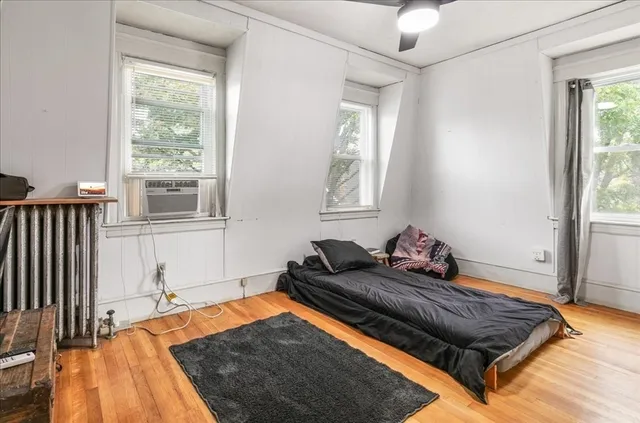 $685,000 | 4 Greenwood Street, Amesbury, MA 01913