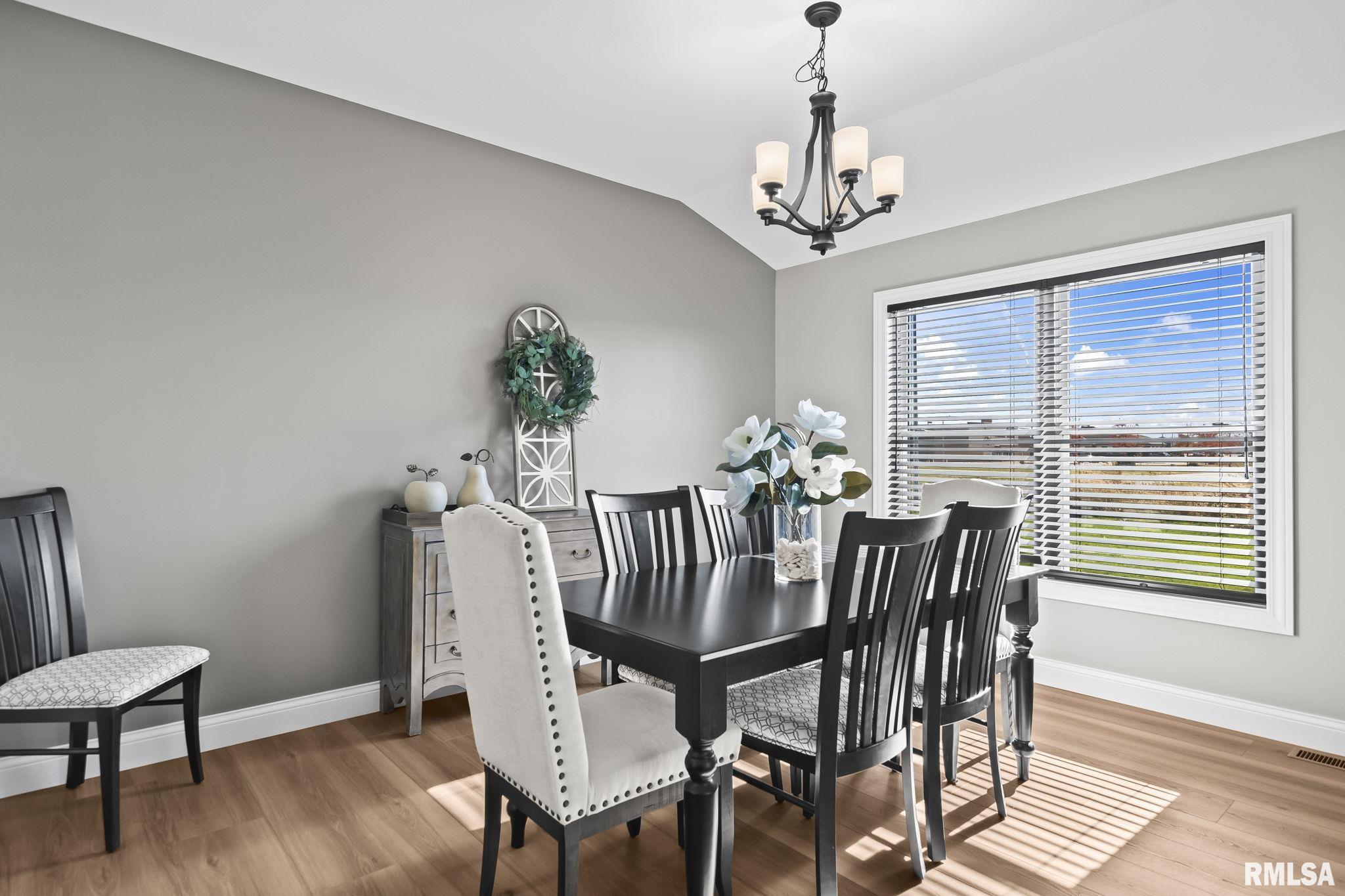 3700 Westgate Drive Springfield, IL 62711 - Photo 17 of 33