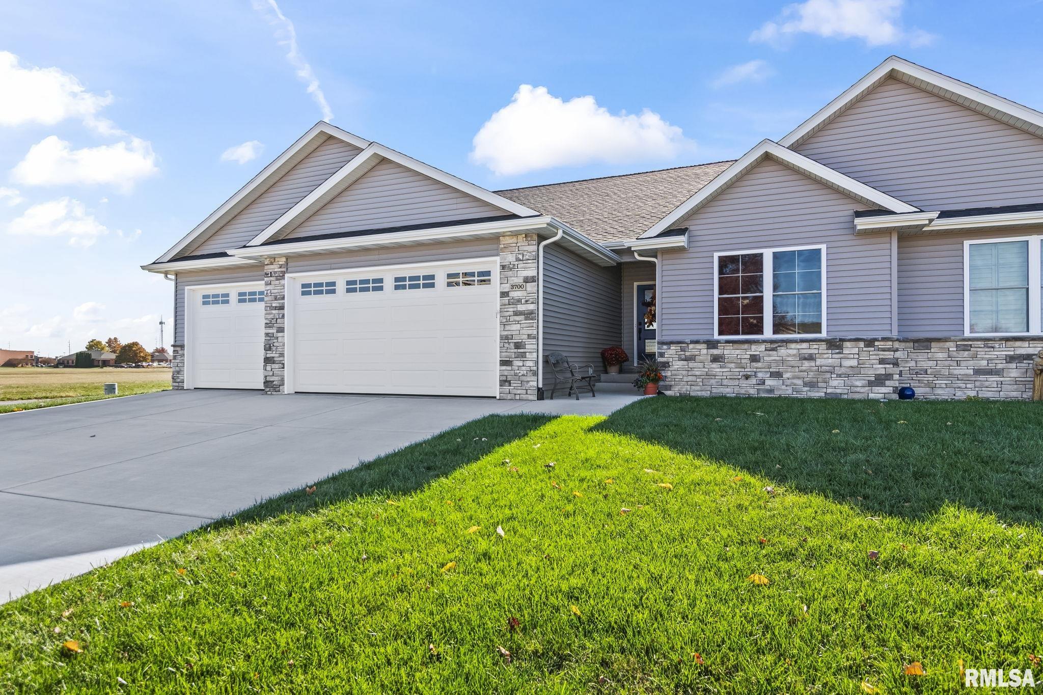 3700 Westgate Drive Springfield, IL 62711 - Photo 2 of 33