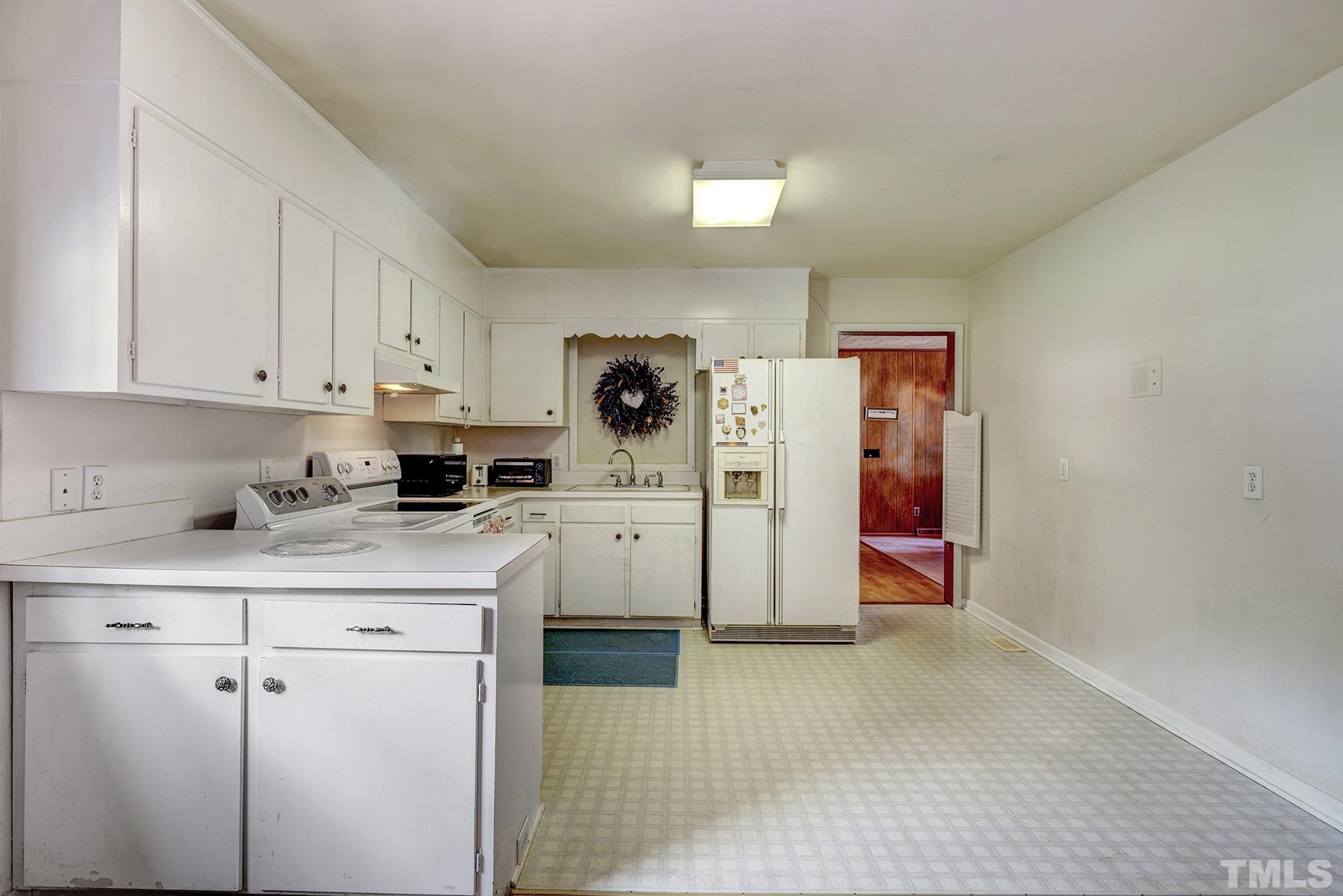 3811 Hamlin Road Durham, NC 27704 - Photo 20 of 31 Gallery Image 20
