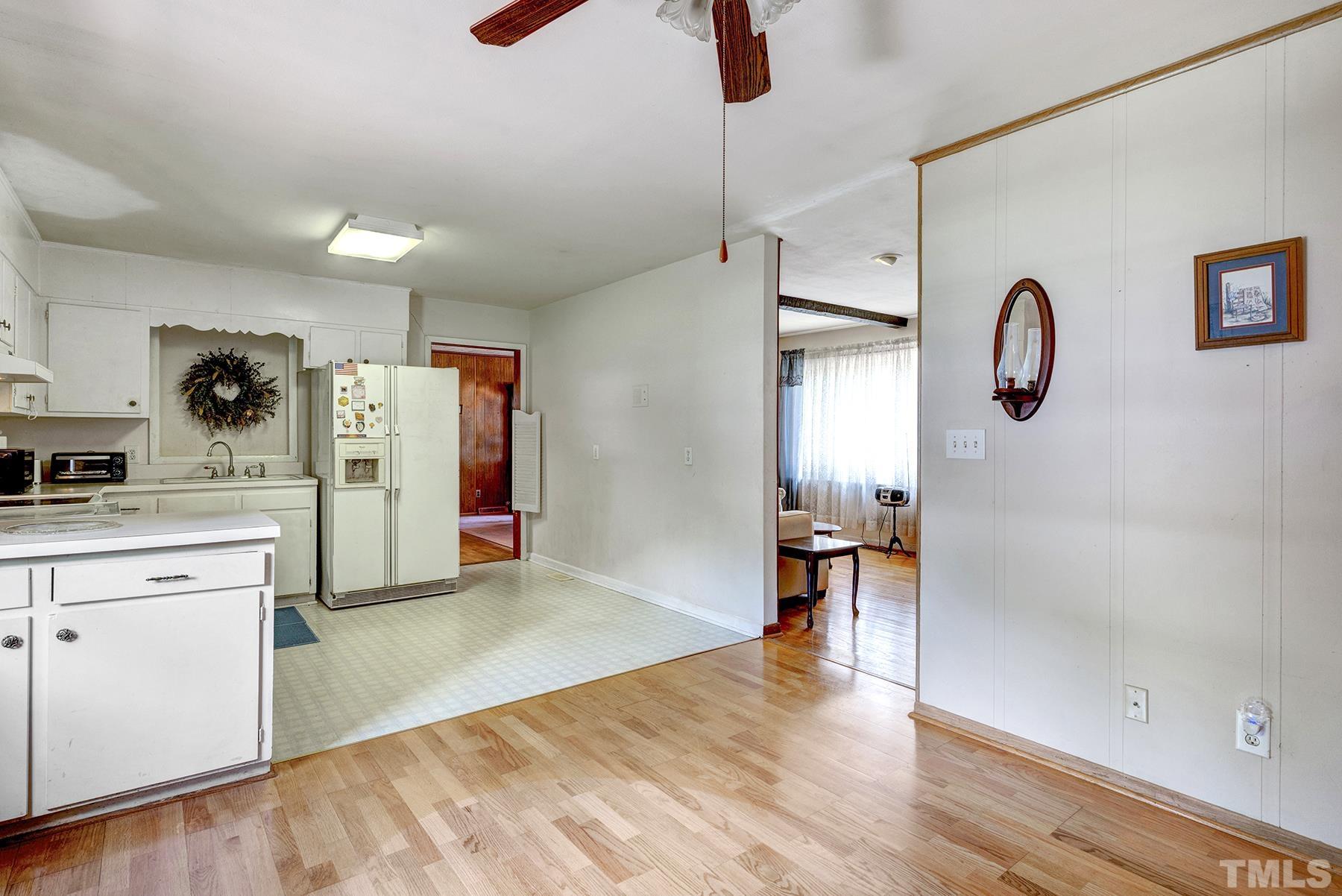 3811 Hamlin Road Durham, NC 27704 - Photo 23 of 31 Gallery Image 23