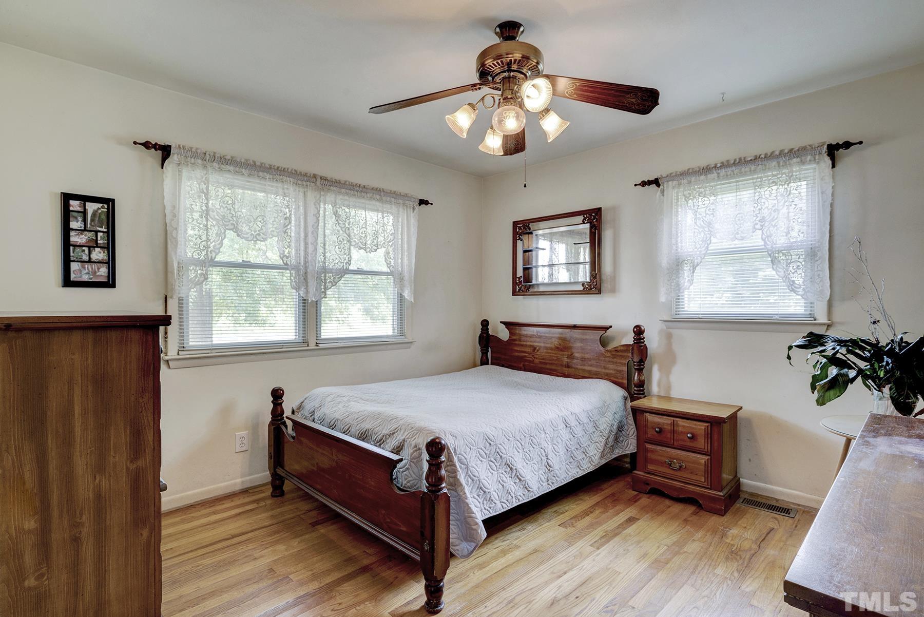 3811 Hamlin Road Durham, NC 27704 - Photo 26 of 31 Gallery Image 26