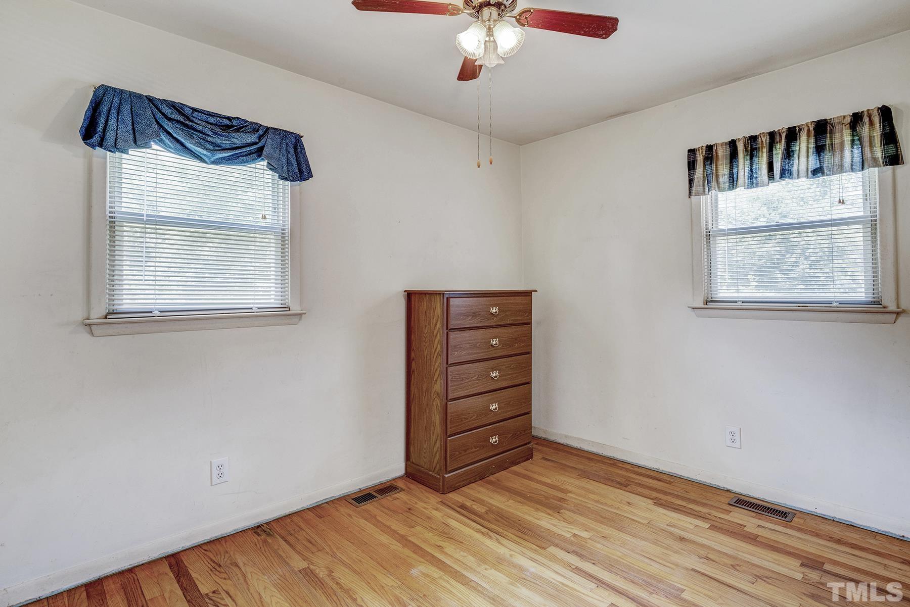 3811 Hamlin Road Durham, NC 27704 - Photo 27 of 31 Gallery Image 27