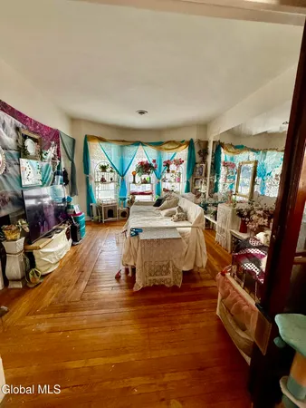 $205,000 | 235 6th Avenue, Troy, NY 12180