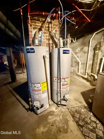 $205,000 | 235 6th Avenue, Troy, NY 12180