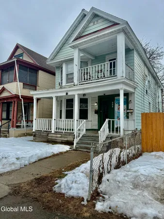 $205,000 | 235 6th Avenue, Troy, NY 12180