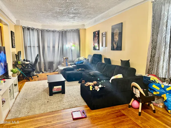 $205,000 | 235 6th Avenue, Troy, NY 12180