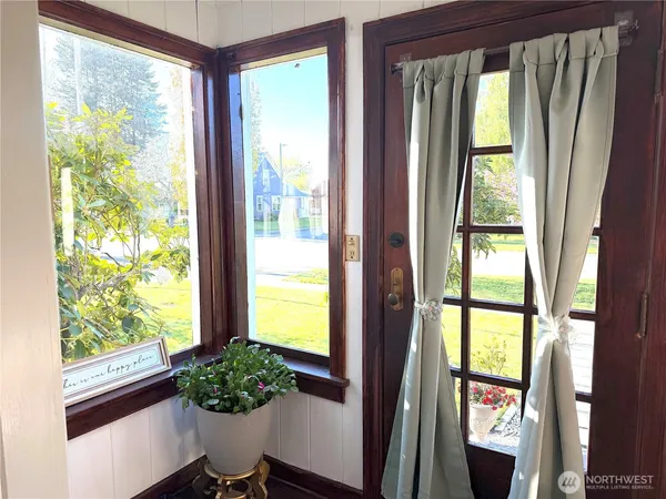 $795,000 | 311 Cherry Street, Blaine, WA 98230