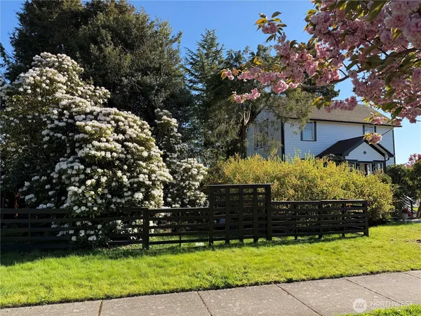 $795,000 | 311 Cherry Street, Blaine, WA 98230
