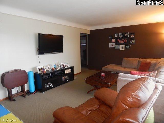 1250 Sagamore Road Cleveland, OH 44134 - Photo 4 of 21