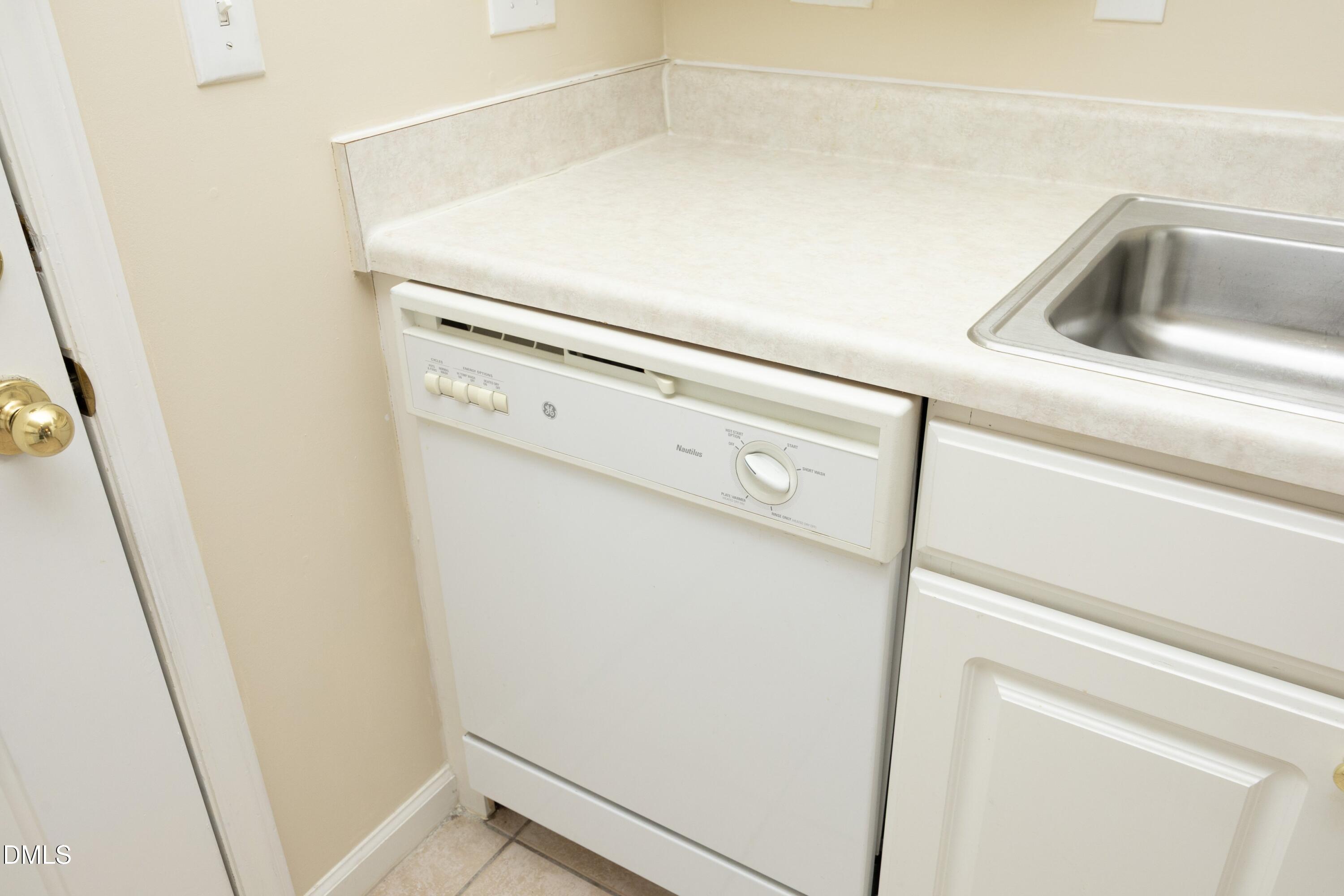 11381 Clubhaven Place, Unit 102 Raleigh, NC 27617 - Photo 18 of 35