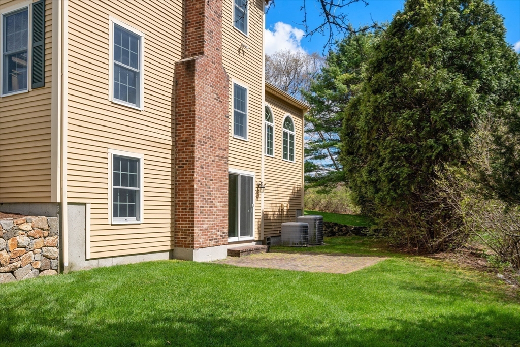 41 York Road Wayland, MA 01778 - Photo 30 of 33 Gallery Image 30