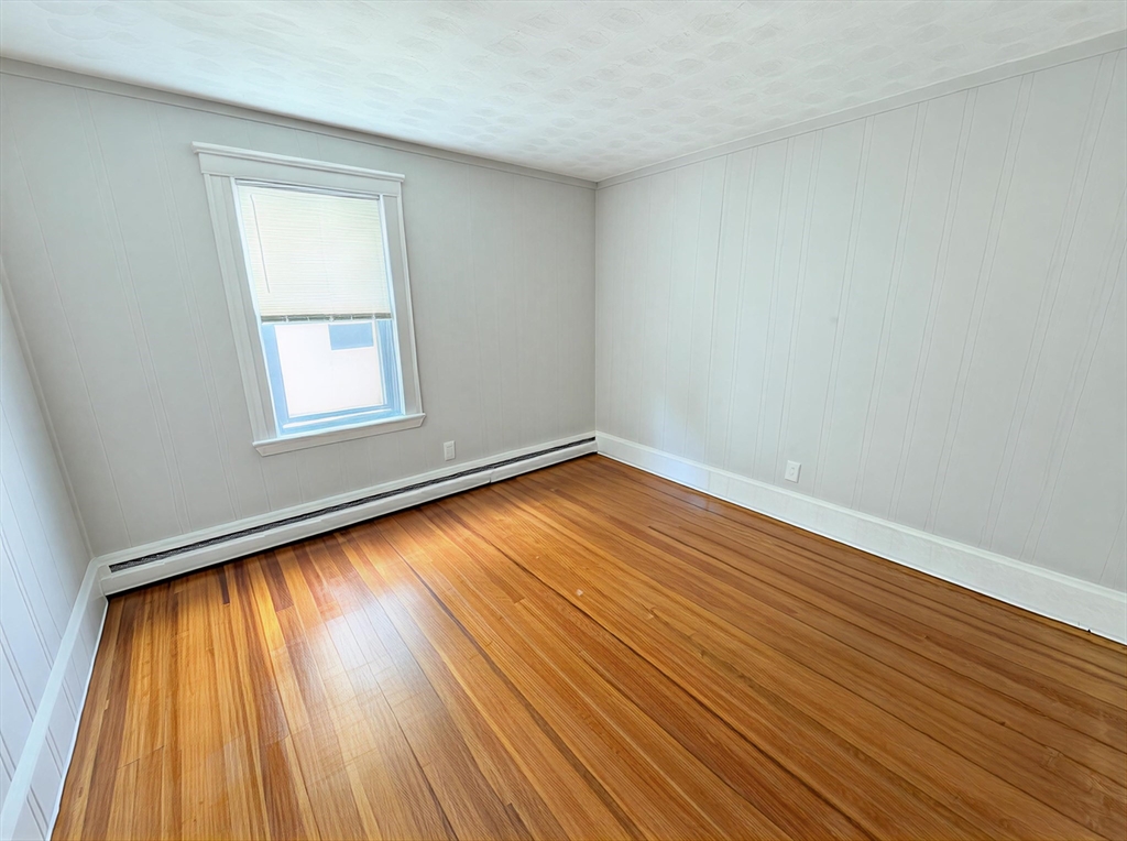8 Arthur Street, Unit 2 Salem, MA 01970 - Photo 6 of 8