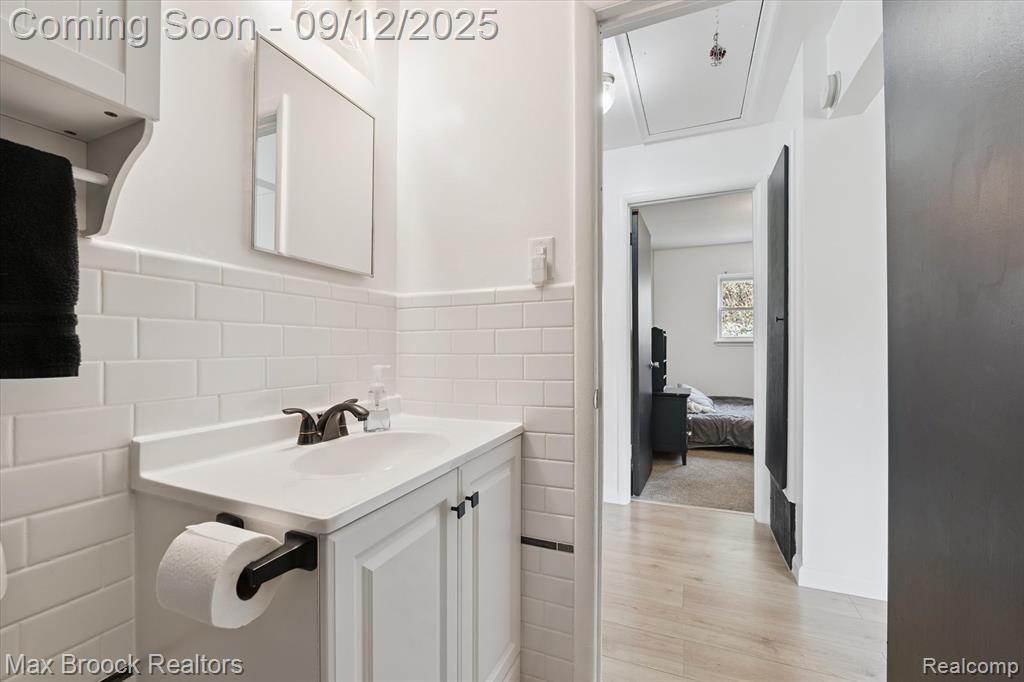 11633 Engleman Road Warren, MI 48089 - Photo 17 of 39 Gallery Image 17
