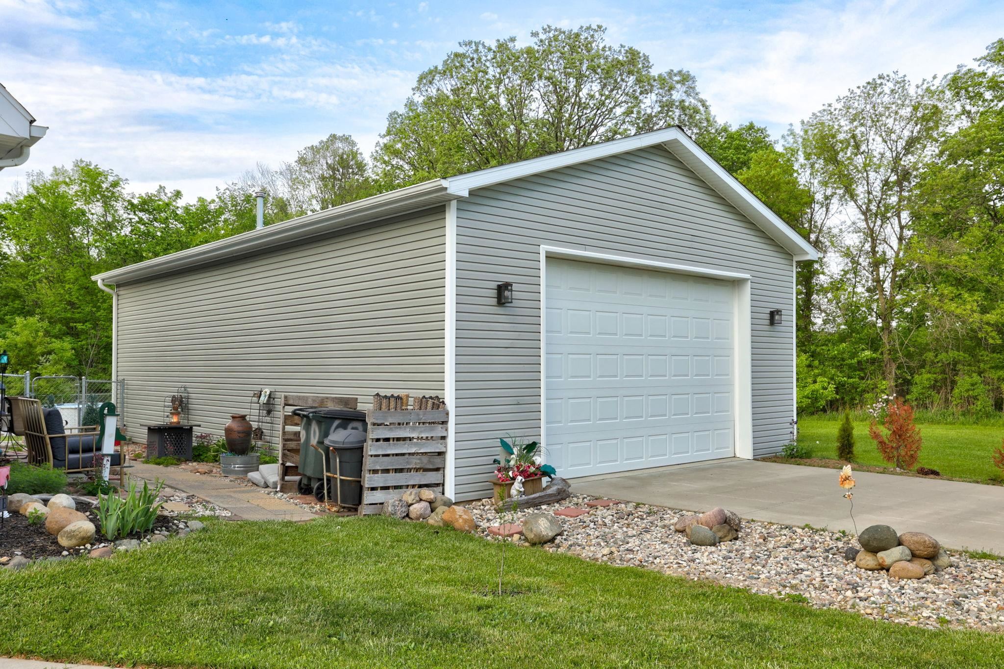 2119 East Vienna Road Clio, MI 48420 - Photo 49 of 88