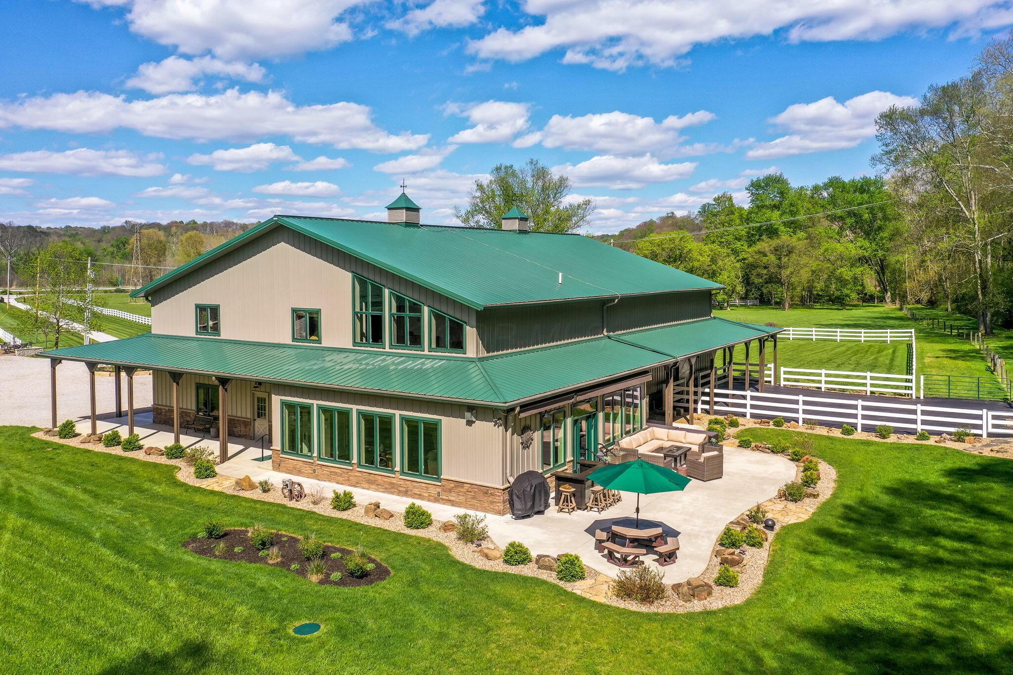 26019 Bailey Rd - Barndominium built by Morton Buildings