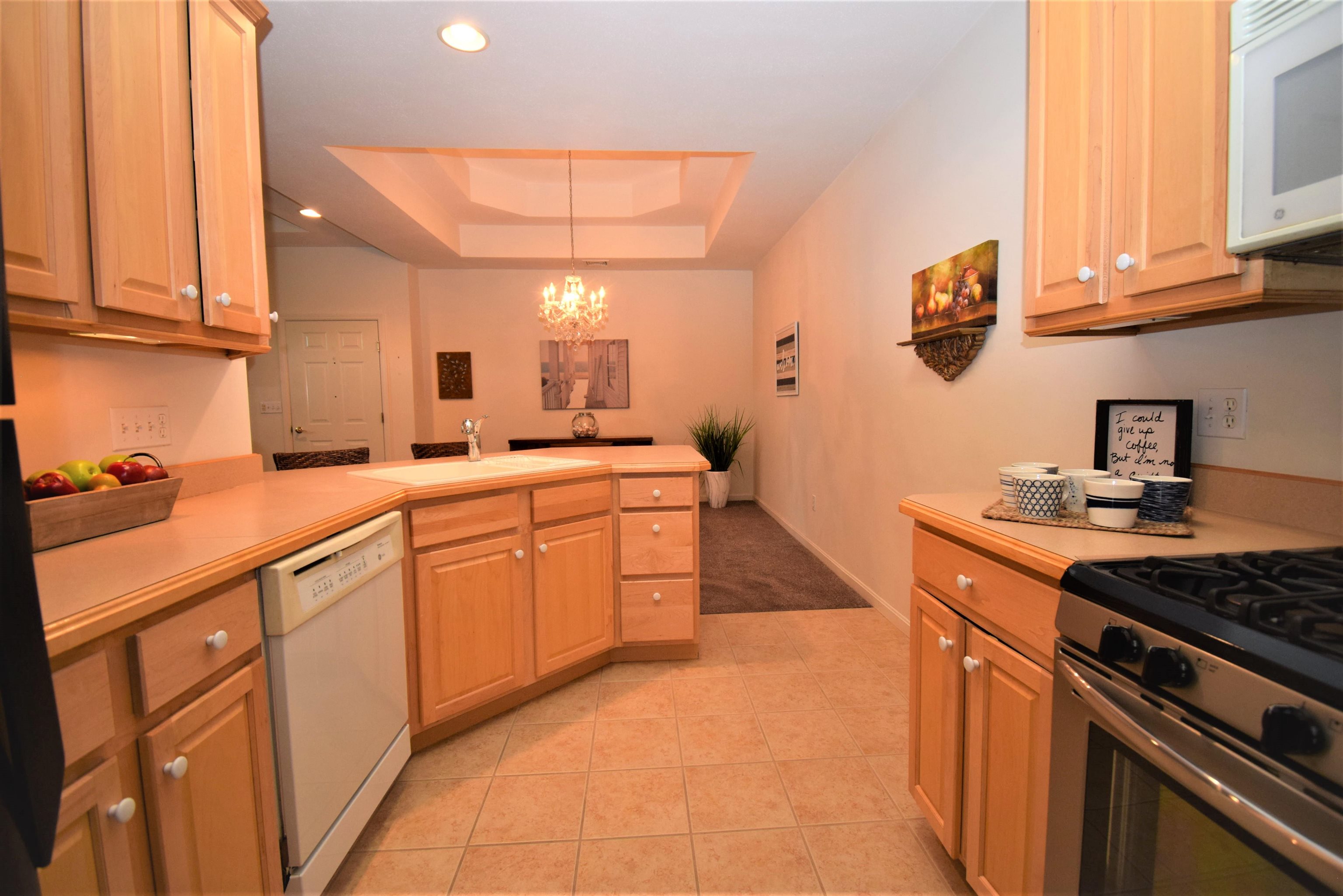 6 Lantern Lane Kingston, NH 03848 - Photo 12 of 31