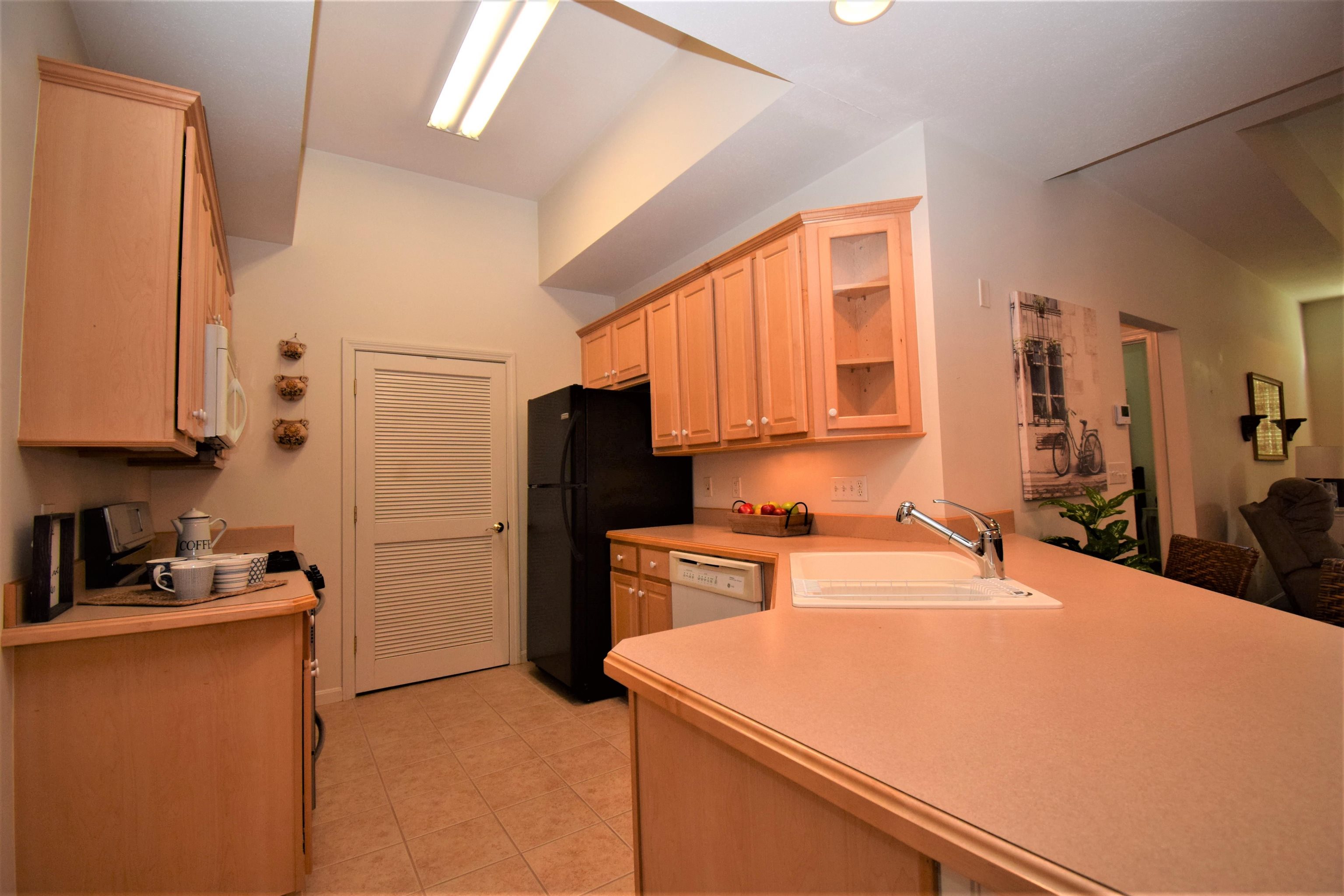 6 Lantern Lane Kingston, NH 03848 - Photo 9 of 31