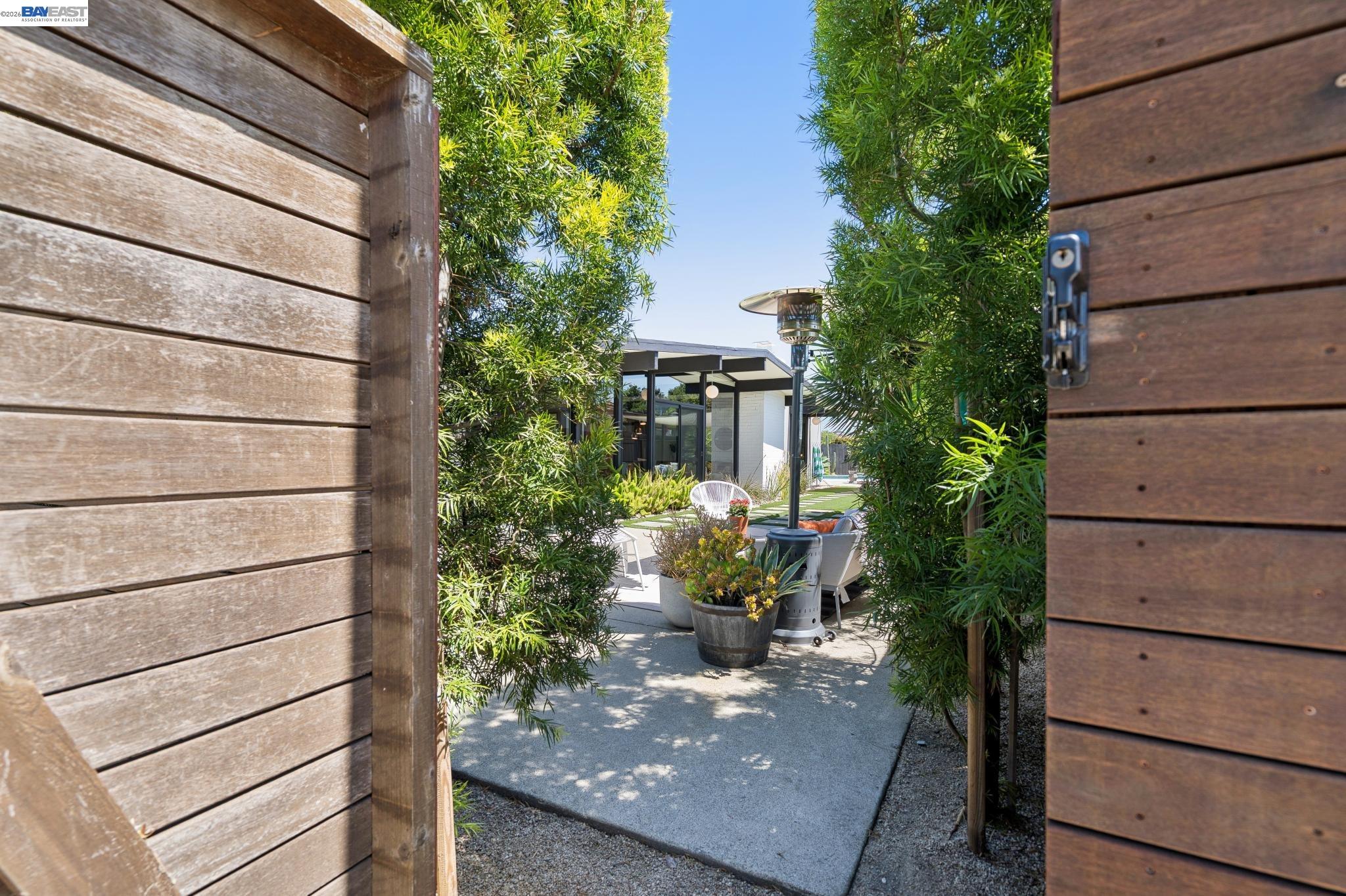 5768 Highwood Road Castro Valley, CA 94552 - Photo 50 of 87