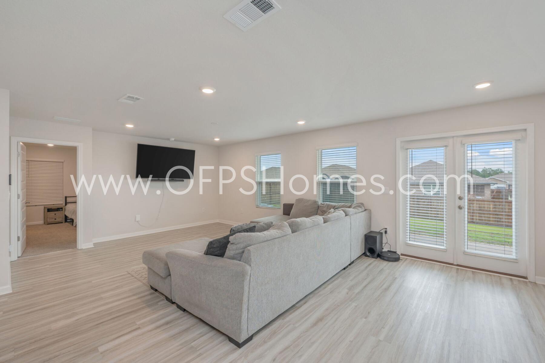 4627 Naval Court Crestview, FL 32539 - Photo 20 of 32 19