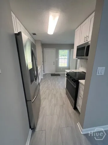 $1,850 | 407 1st Street, Pooler, GA 31322