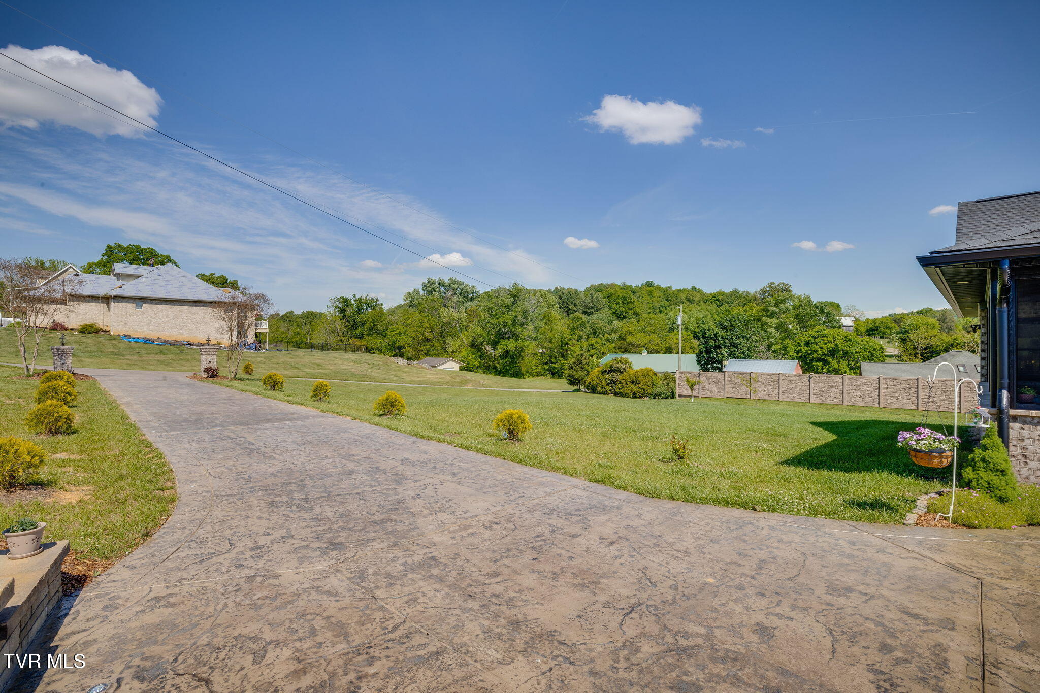 616 New Bethel Road Piney Flats, TN 37686 - Photo 29 of 54 030