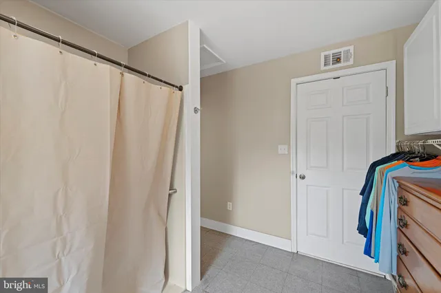 a view of walk in closet