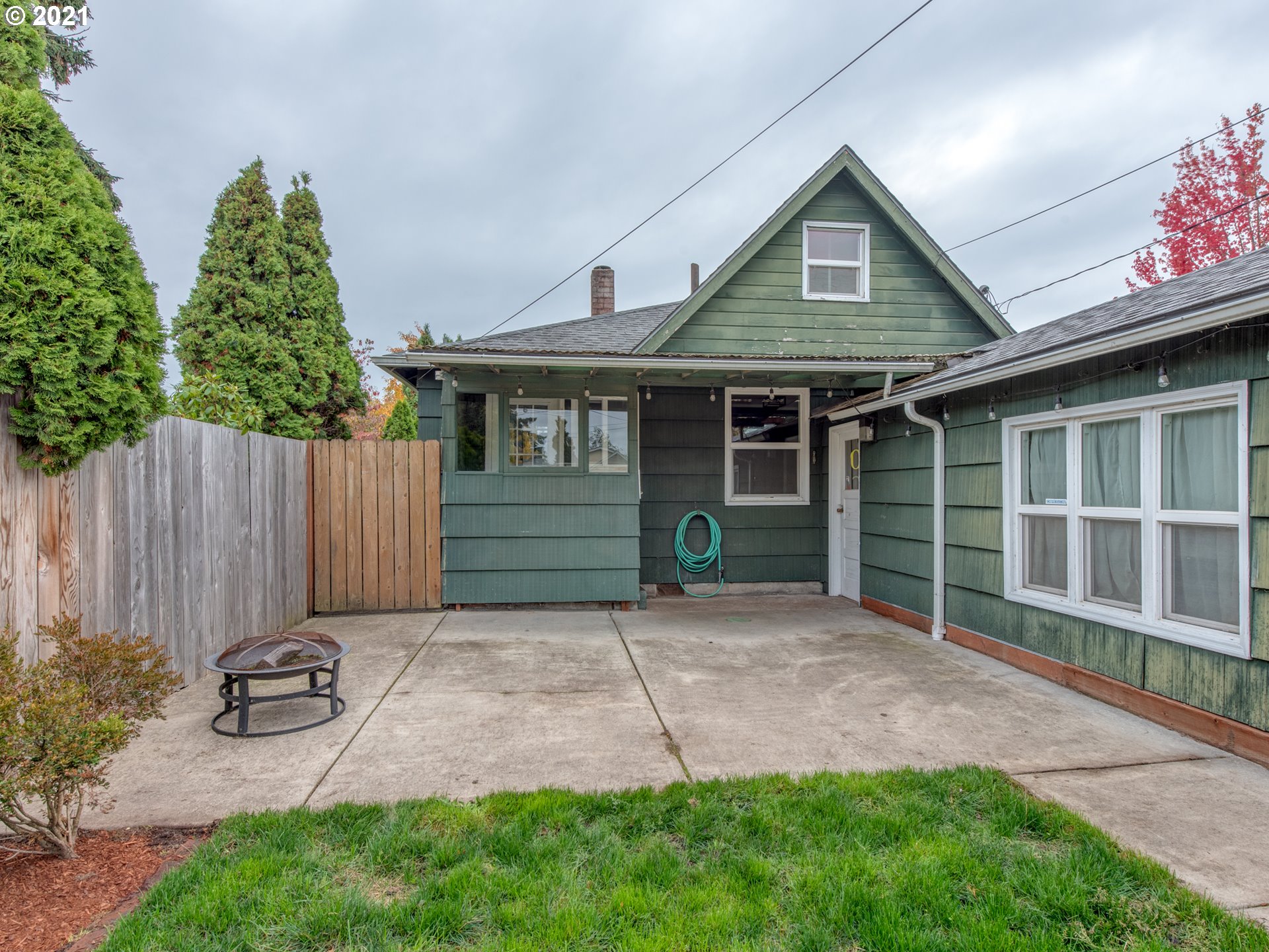 938 E Street Springfield, OR 97477 - Photo 31 of 32 Gallery Image 31