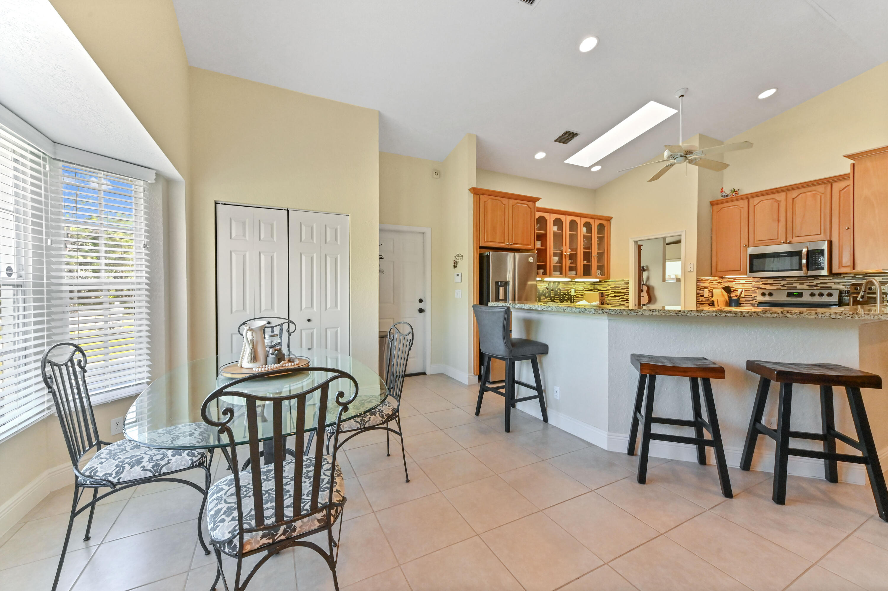 16737 82nd Road North Loxahatchee, FL 33470 - Photo 17 of 55 14 Dining area 01