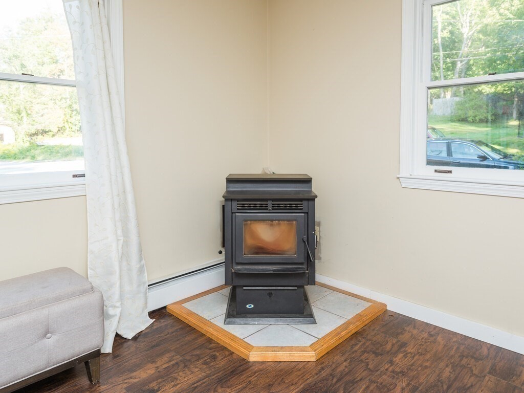 132 Dennison Cross Road Southbridge, MA 01550 - Photo 17 of 33 Gallery Image 17