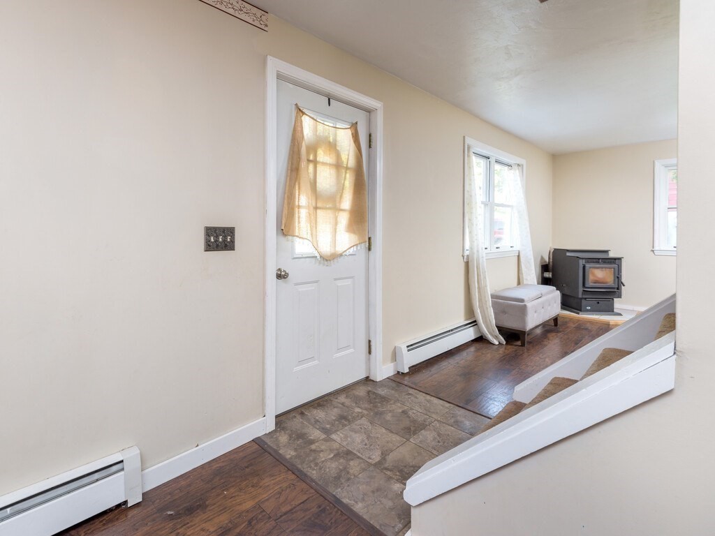 132 Dennison Cross Road Southbridge, MA 01550 - Photo 20 of 33 Gallery Image 20