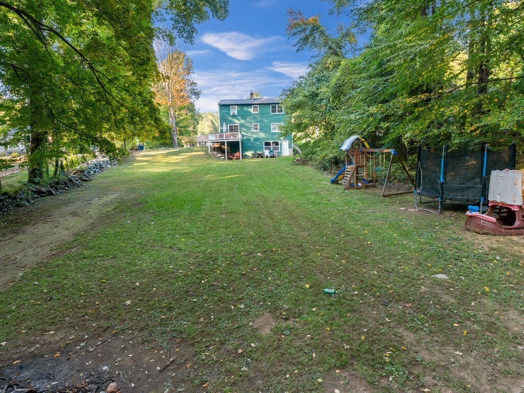 132 Dennison Cross Road Southbridge, MA 01550 - Photo 2 of 33 Gallery Image 2