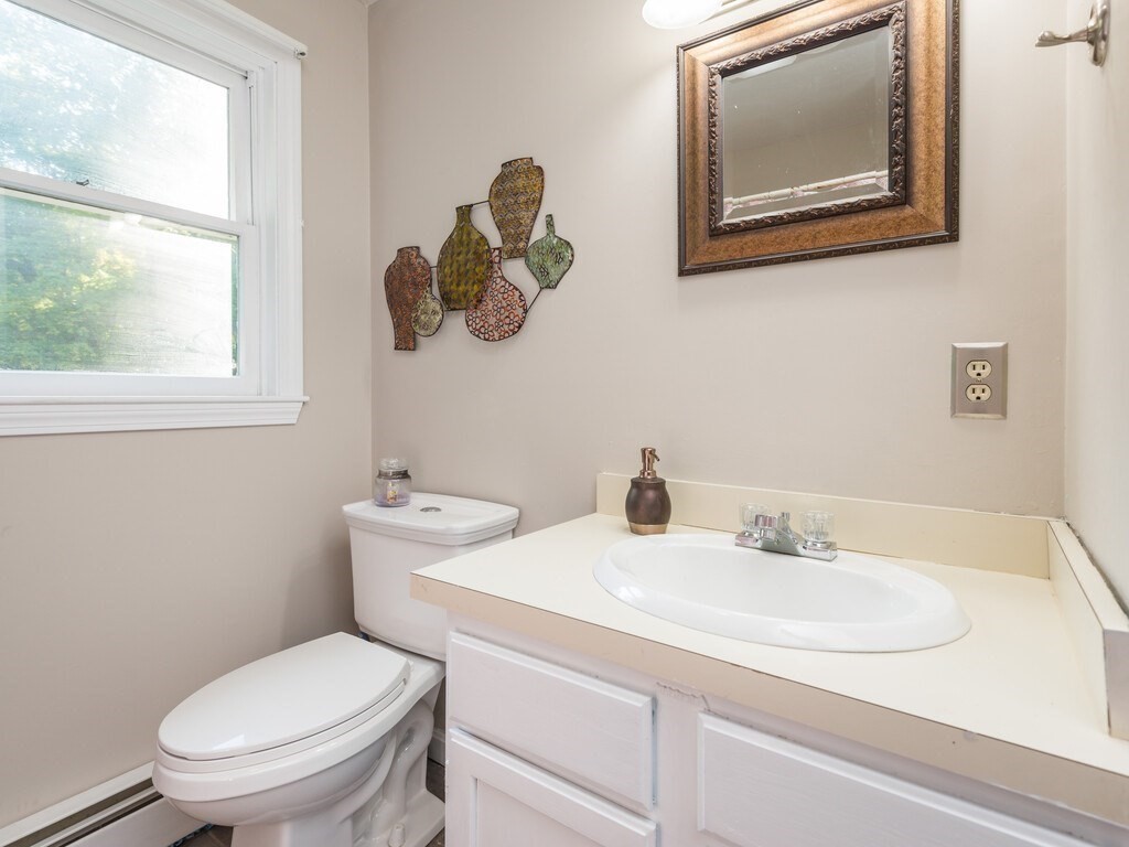 132 Dennison Cross Road Southbridge, MA 01550 - Photo 22 of 33 Gallery Image 22