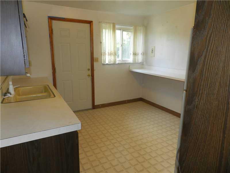 428 Grove Road Verona, PA 15147 - Photo 7 of 15 Kitchen. A great eat in kitchen opens to a large deck for grilling and entertaining.