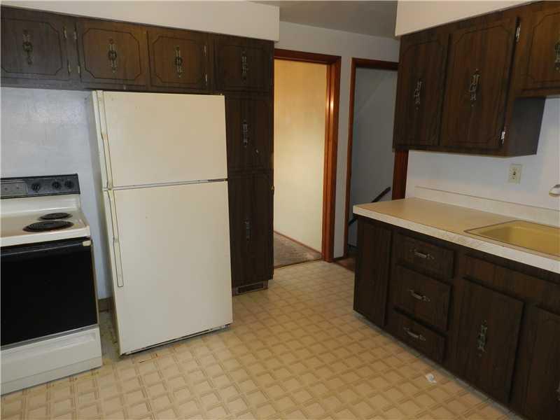 428 Grove Road Verona, PA 15147 - Photo 8 of 15 Kitchen. Tons of storage in this large kitchen!