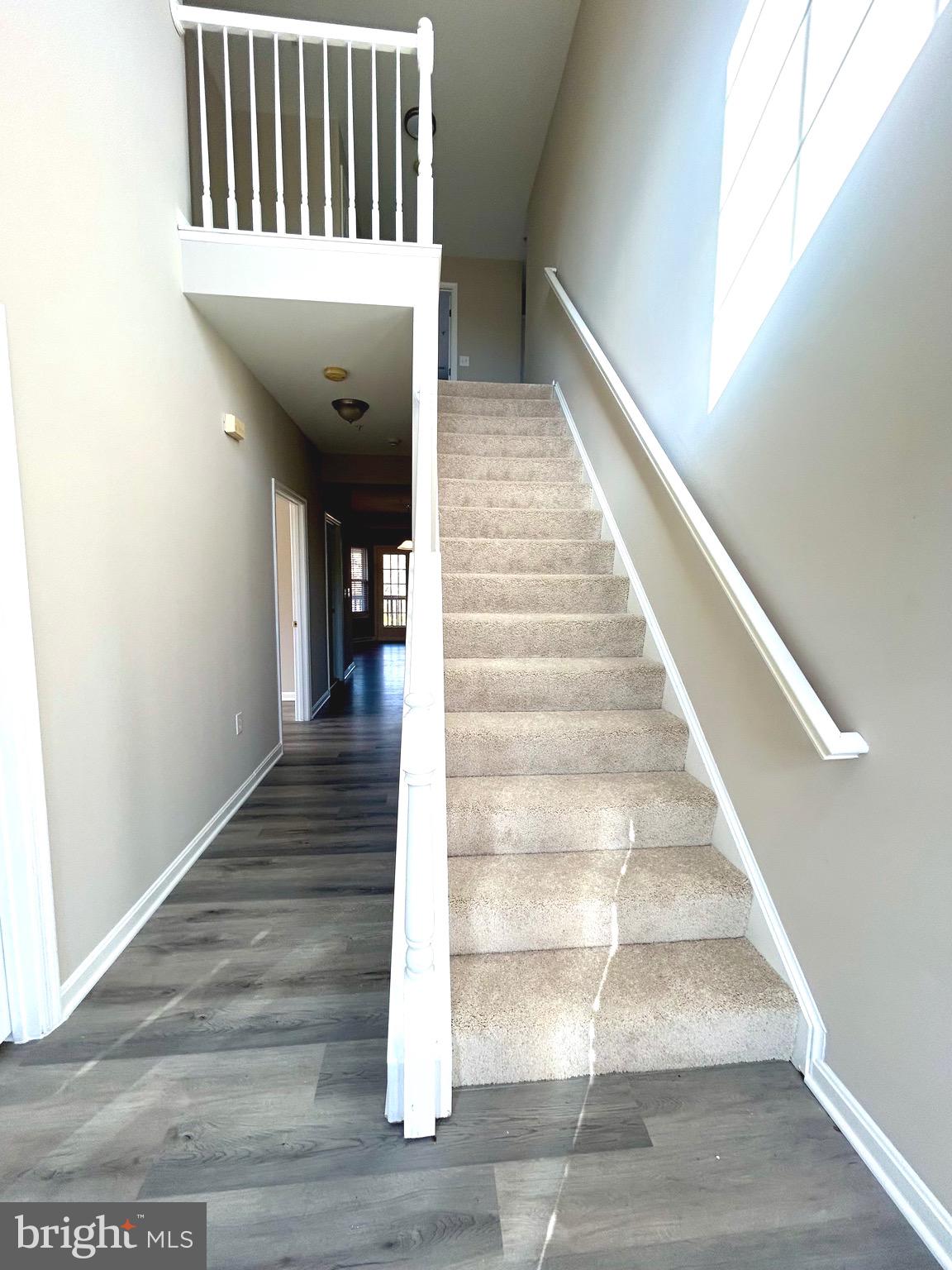 12003 Piscataway Road Clinton, MD 20735 - Photo 2 of 68 a view of entryway