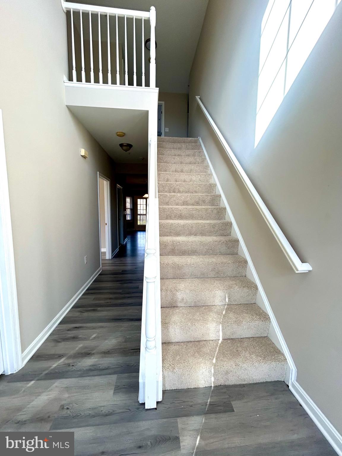 12003 Piscataway Road Clinton, MD 20735 - Photo 23 of 68 a view of entryway