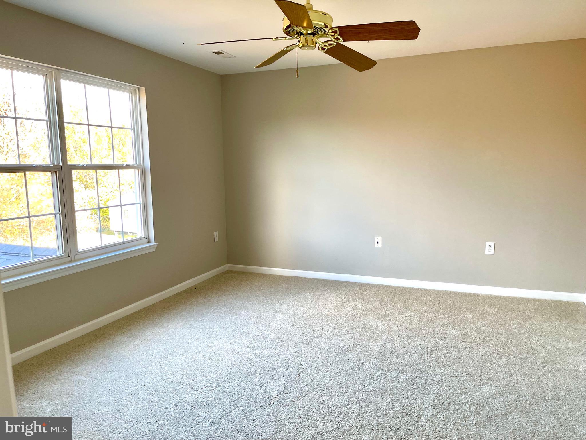 12003 Piscataway Road Clinton, MD 20735 - Photo 25 of 68 an empty room with a empty space and windows