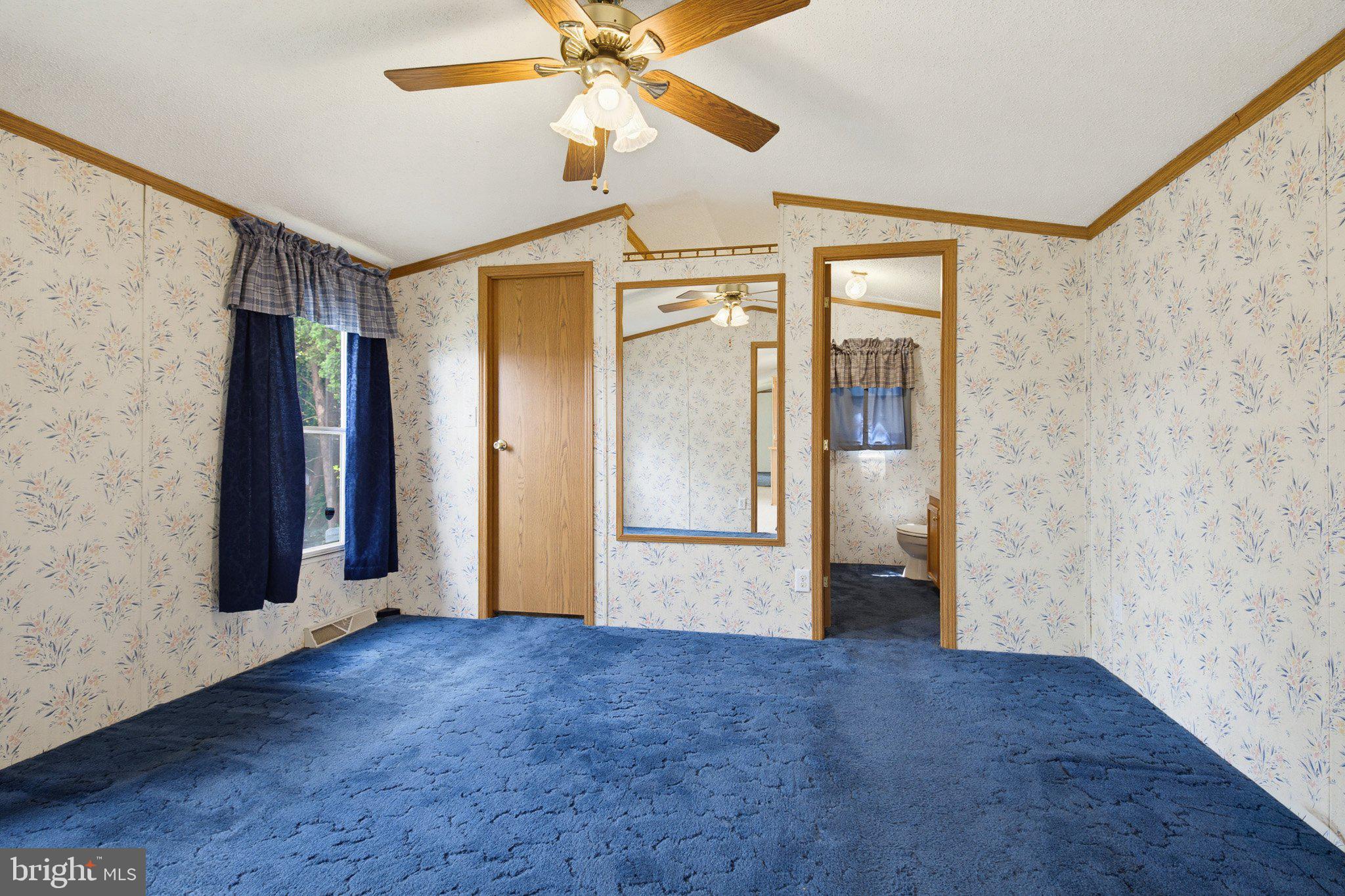 475 Wabash Road Ephrata, PA 17522 - Photo 20 of 33 Bright and airy living space awaits!