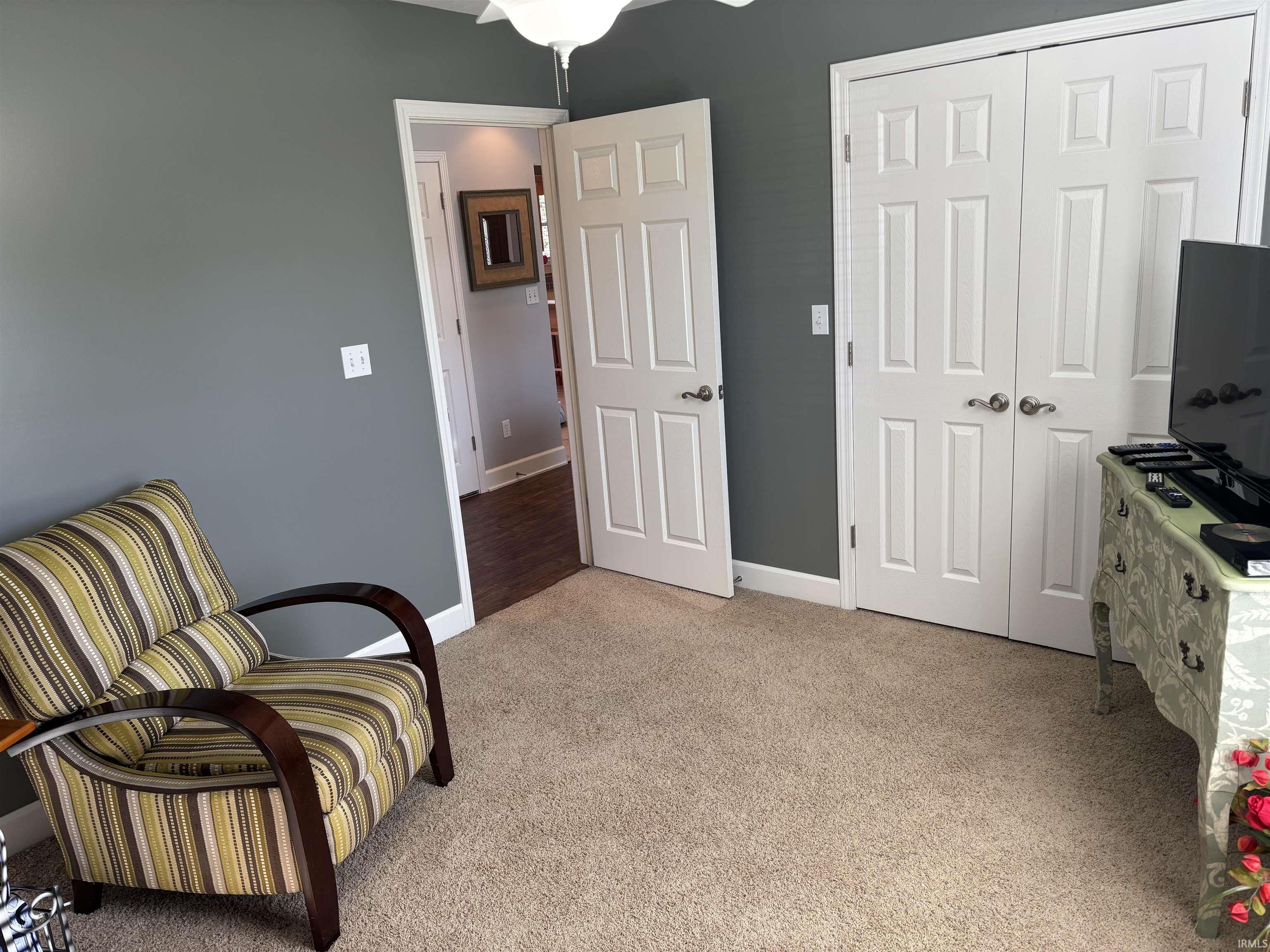 1125 Clearview Avenue Jasper, IN 47546 - Photo 4 of 12