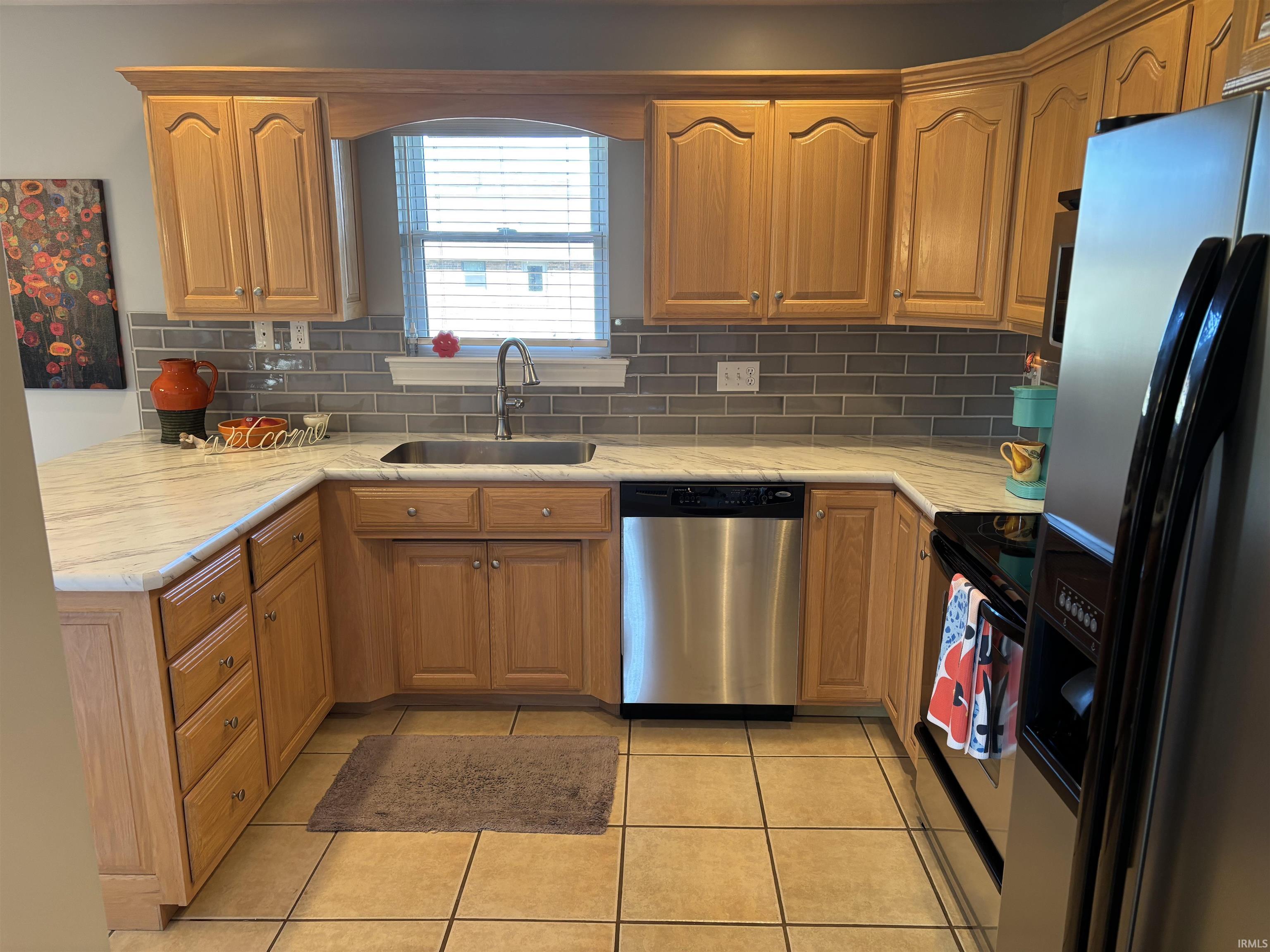 1125 Clearview Avenue Jasper, IN 47546 - Photo 8 of 12