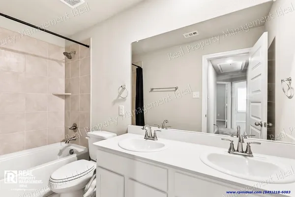 $2,999 | 2000 Plum Park, Mesquite, TX 75181