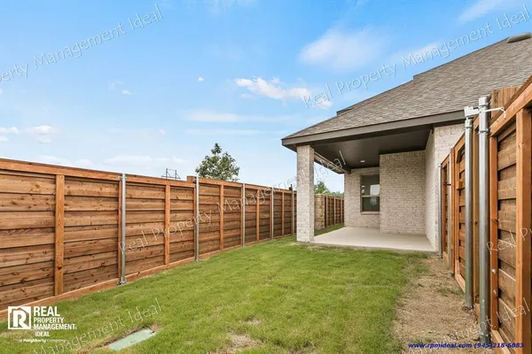 $2,999 | 2000 Plum Park, Mesquite, TX 75181