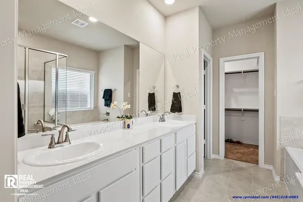 $2,999 | 2000 Plum Park, Mesquite, TX 75181