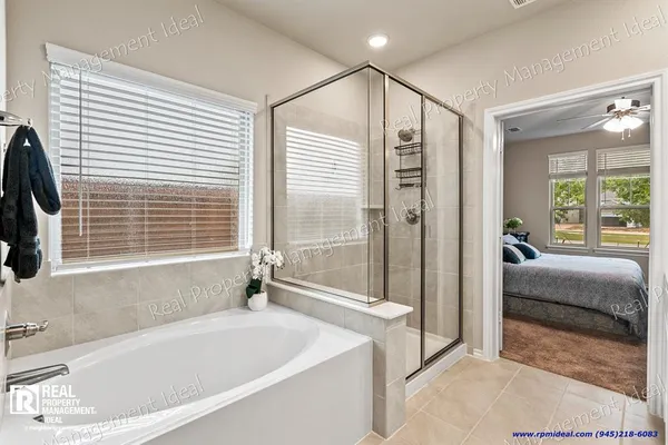 $2,999 | 2000 Plum Park, Mesquite, TX 75181